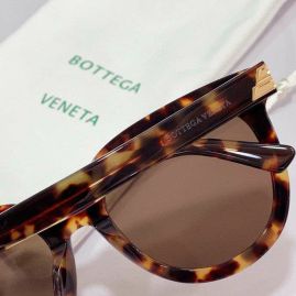 Picture of Bottega Veneta Sunglasses _SKUfw39896189fw